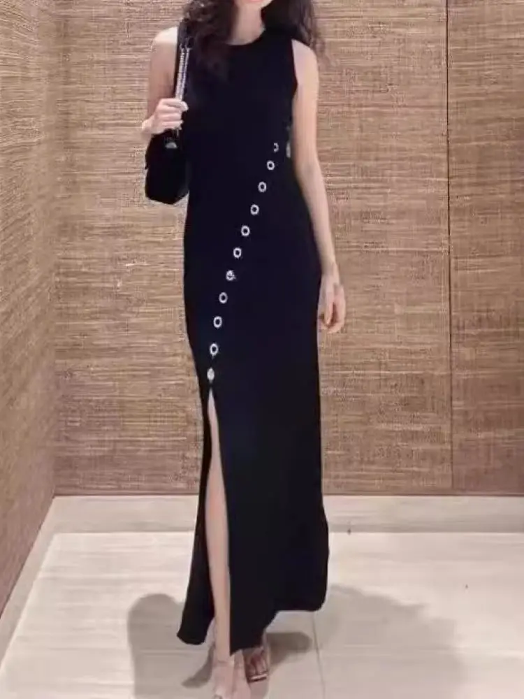 

Women Black Knitted Robe Circular Decoration Sleeveless O-Neck Elegant Summer 2024 Midi Dress