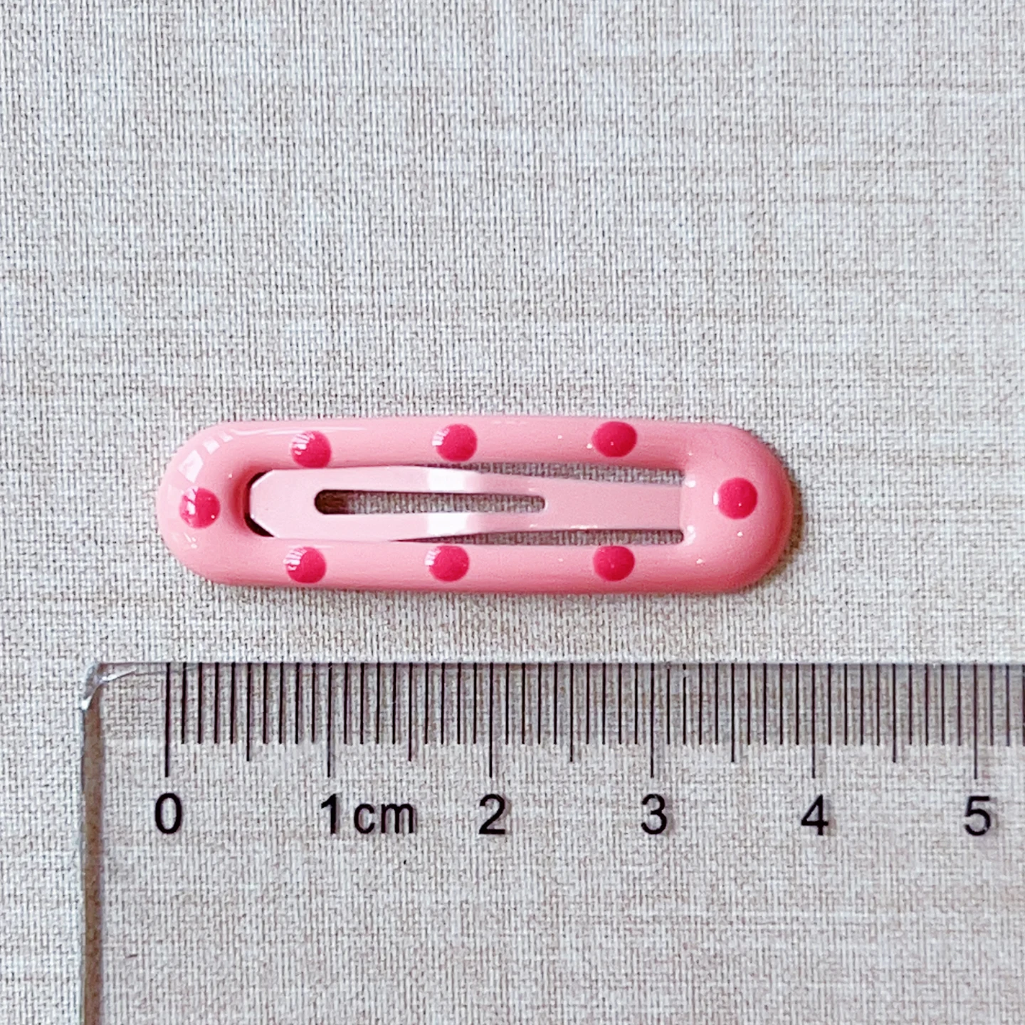 2026 Neu 4 Stück/Set Hohle Polka Dot Snap-Haarspangen für Frauen und Mädchen, Koreanische Bonbonfarben BB-Haarspangen, Modische Kinder-Haarspangen – Detail 9
