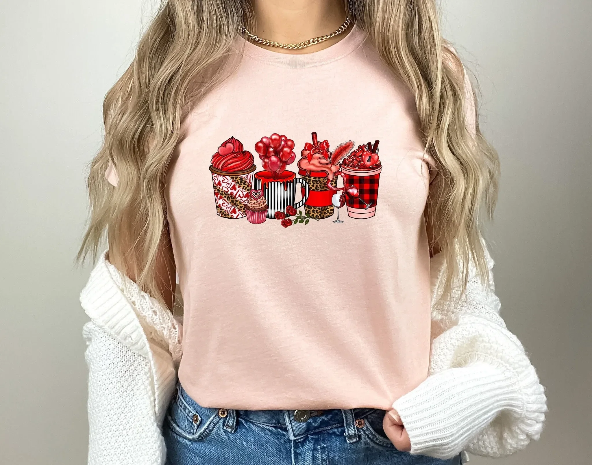 

Футболка с изображением кофе латте, напитка на день Святого Валентина, милая любовь с сердечками, одинаковые на День святого Валентина для бойфренда и подруги