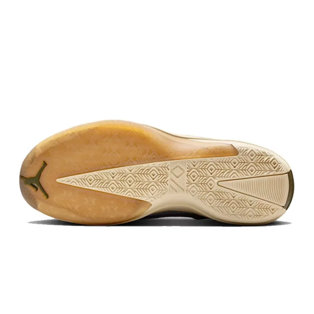 Nike Jordan Air Jordan 40: Retro, Stylish, Versatile, Durable, Snug-Fitting Low-Top Basketball Shoes for Men HQ2078-200