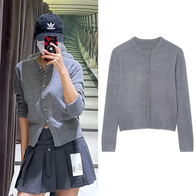 

Women's Knitted Sweater round Neck Long Sleeve Spherical Button Single-Breasted Short Casual Fashion Autumn Sweater