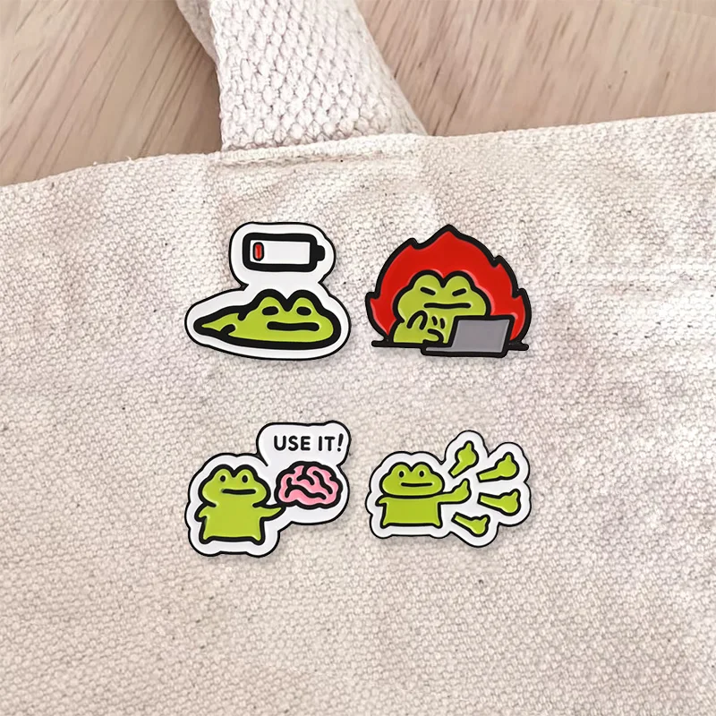 Funny Frog Meme Badge Pins Use Brain Low Battery Fire Green Cartoon Alloy Brooches Lapel Backpack Jewelry Gifts For Friends