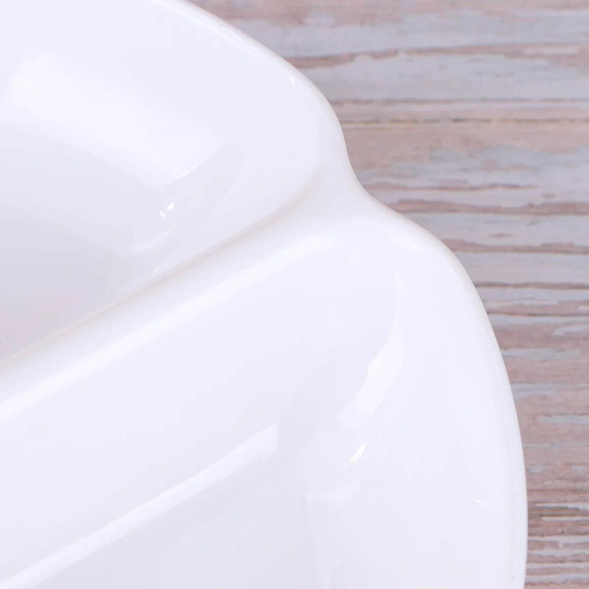 

3Pcs Paint Palettes Plastic Durable Lightweight Paint Trays for Artists Students Watercolor Color Mixer Palette