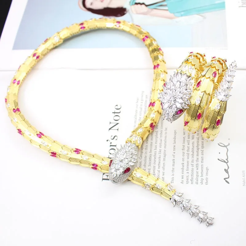 Designer Collection Style Ring Earrings Bracelet Necklace Plated Gold Color Zircon Green Red Eyes Snake Serpent Jewelry Sets