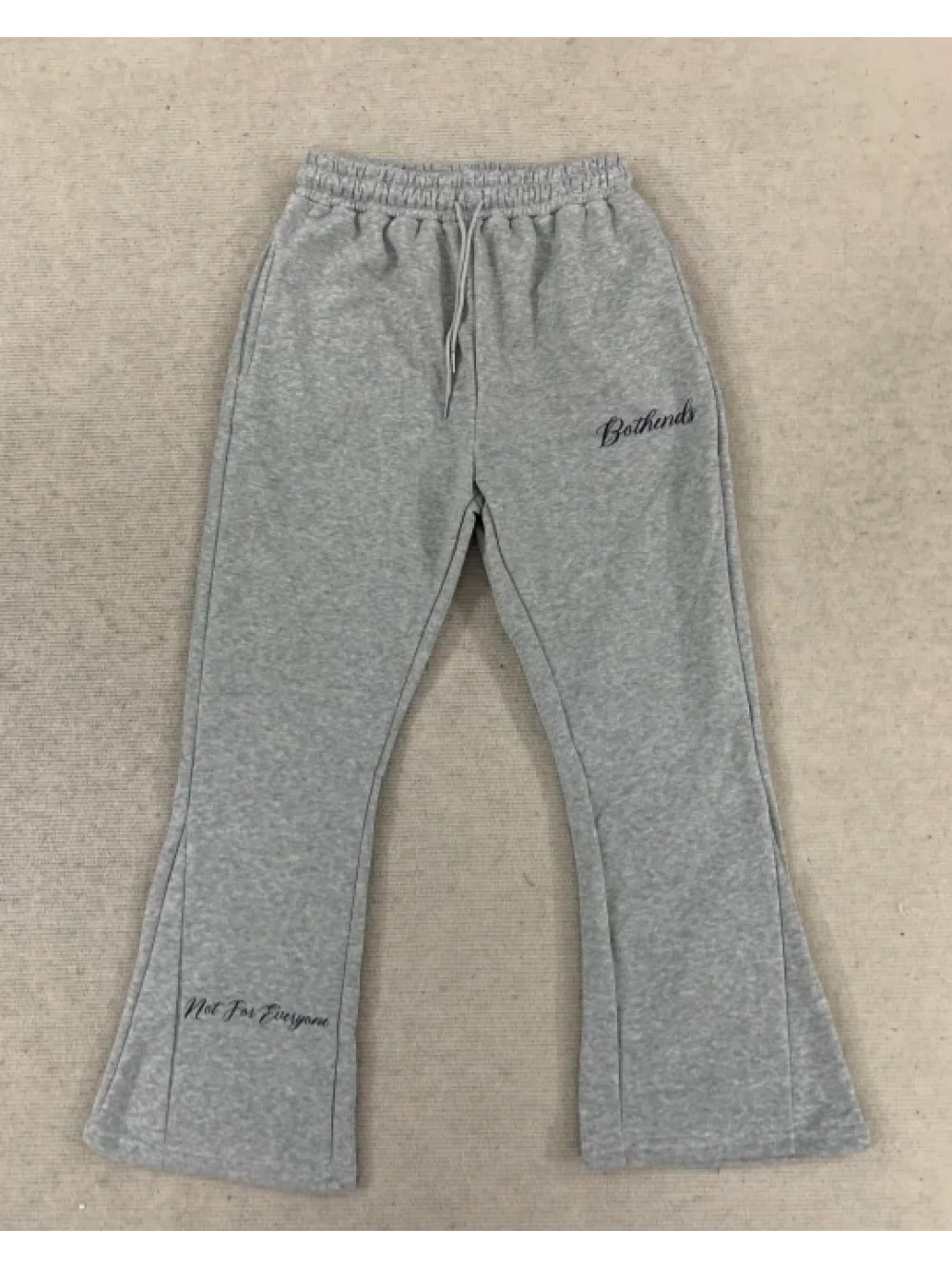 

2026 Модные удобные универсальные повседневные спортивные флисовые брюки-клеш с индивидуальным буквенным принтом