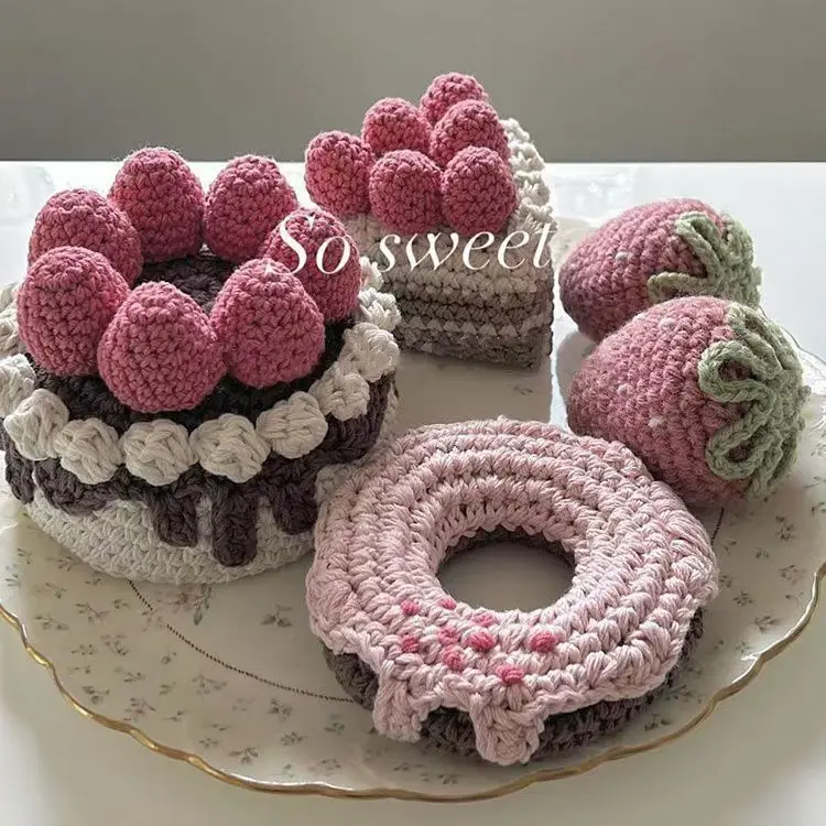 {منسوج يدويًا} حقيبة كعكة الفراولة على طراز Instagram من الكروشيه دونات، حقيبة مصنوعة يدويًا كهدية للصديقات
