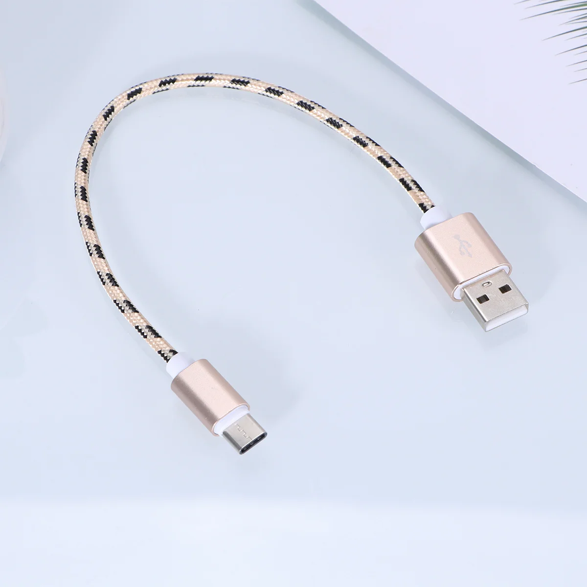 

Type-C USB Cable Nylon Braided Fast Charging Cord Golden 0.25m Compatible Data Fast Charging USB Cable for Mobile Phones