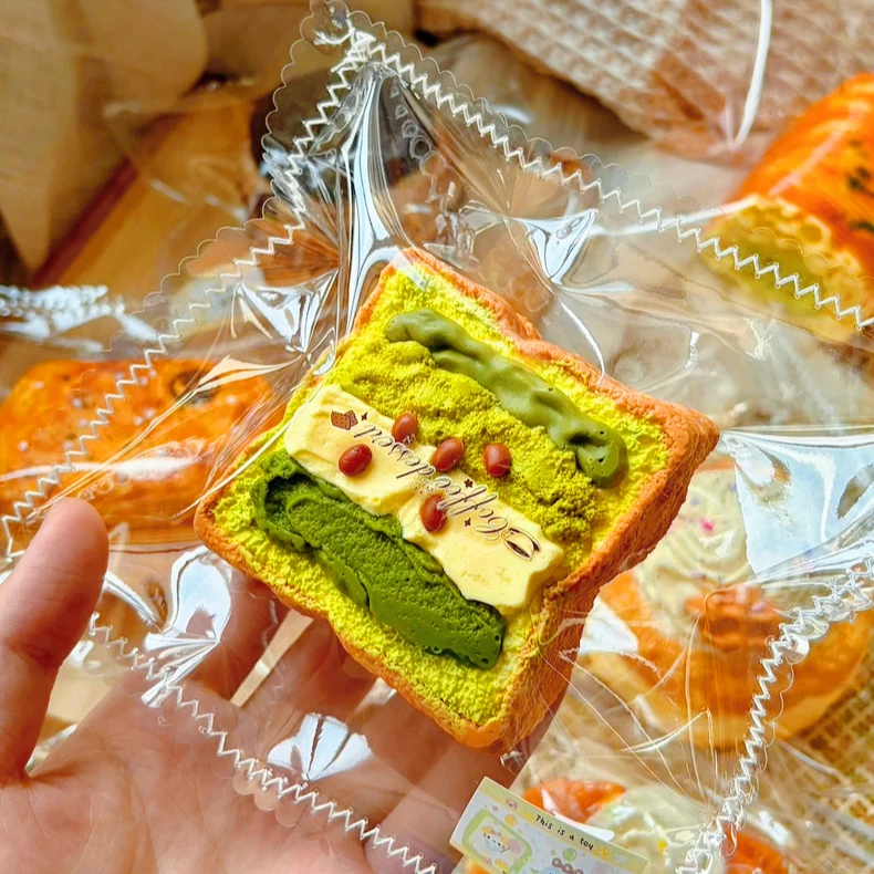 Customized Squishy Cake Toast Stress Relief Soft Simulated Food Squeeze Fidget, Anti-Stress Slow Rebound Pinch Dessert