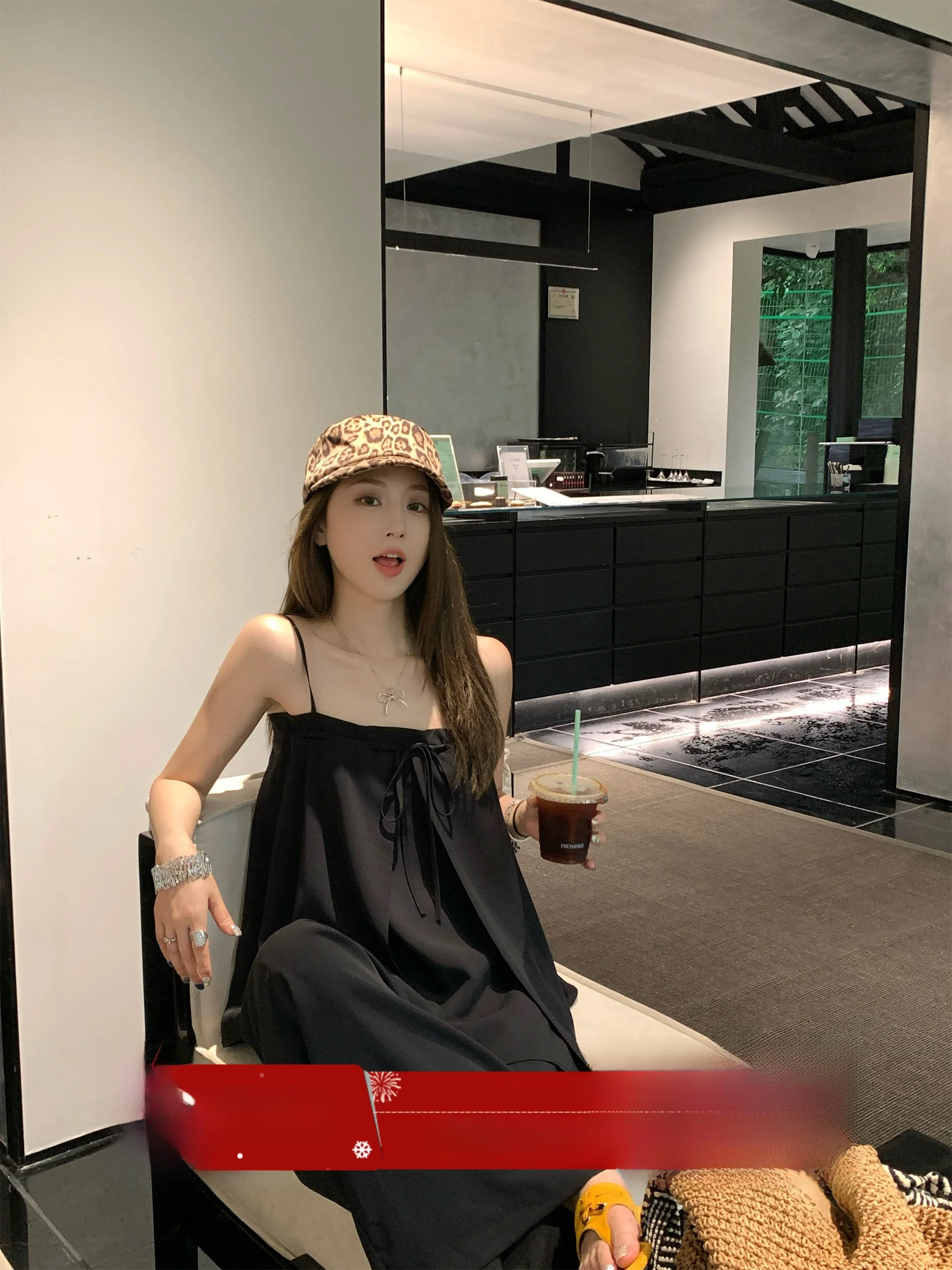 

Женский комплект из двух предметов MLS Rong Cloud Fuzz, летние свободные широкие брюки с бретельками, верхняя одежда Ele Sle, полиэстер...