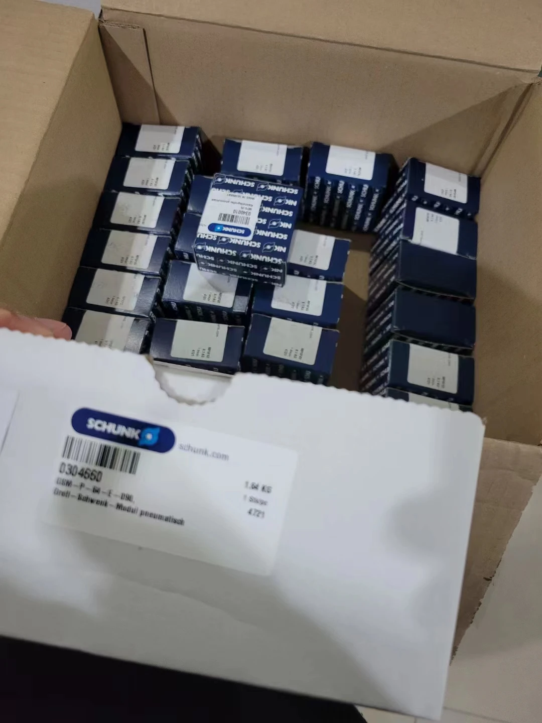 Two Finger Parallel Gripper with Long Jaw Stroke, Universal Spare Part Compatible with SCHUNK Gripping Systems