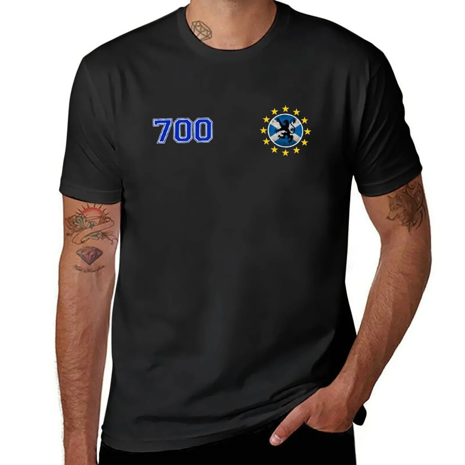 700 year anniversary of the Declaration of Arbroath Squad number and Emblem T-Shirt cheap stuff t shirts for men