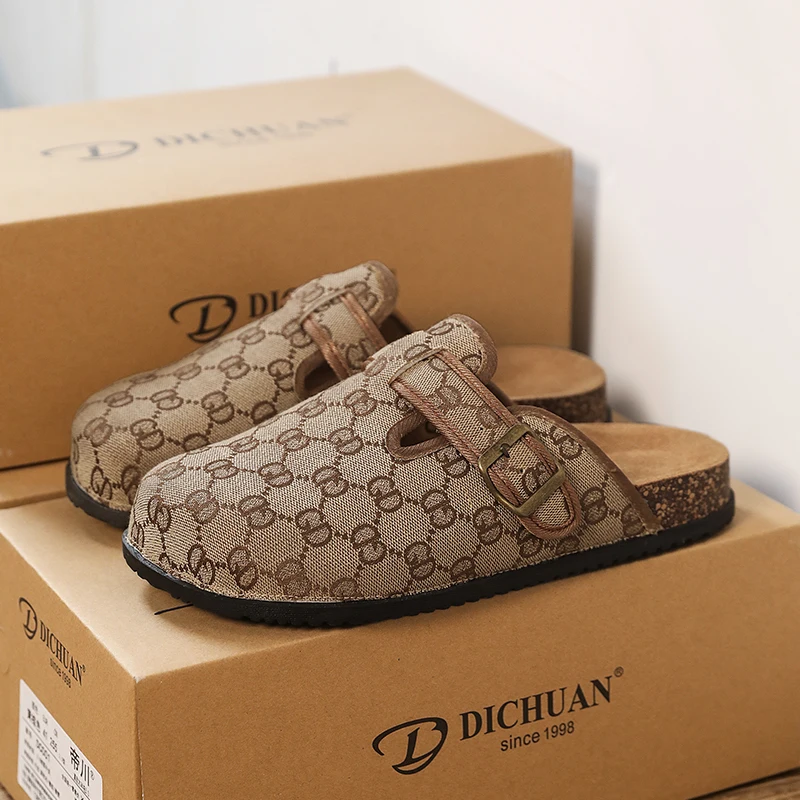 レディースファッションクロッグスリッパ、クラシックなスエードメンズミュール、コルクフットベッド、アーチサポート付きレザーポテトシューズ、ビーチスライド