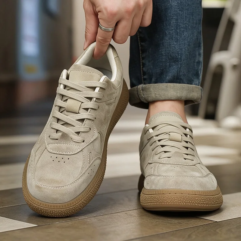 2026 new comfortable, fashionable and casual autumn and winter popular retro casual board shoes