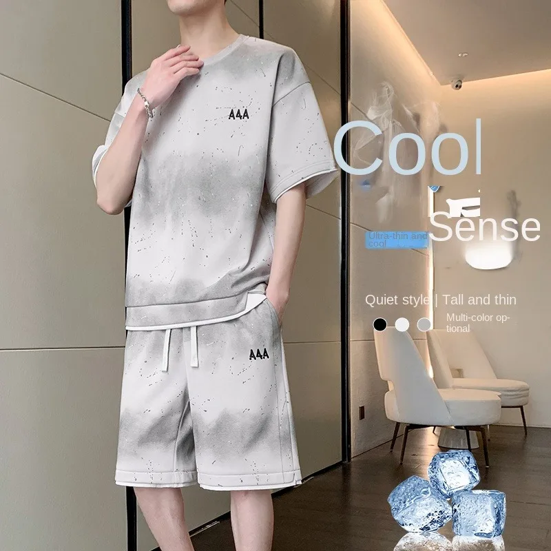 

Summer set for men, trendy loose and cool short sleeved T-shirt shorts, casual sports and trendy brand wear, paired with one set