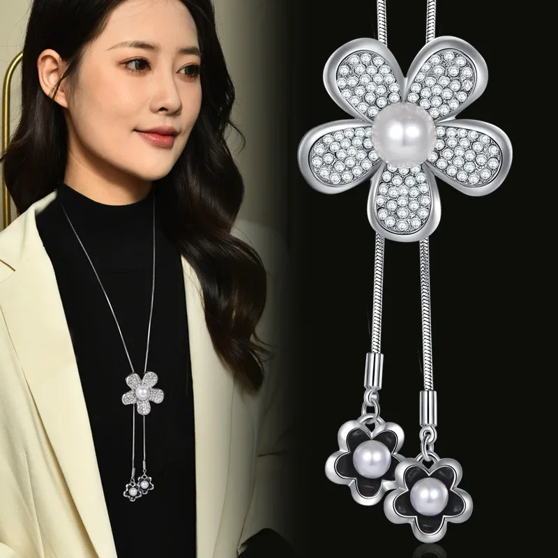 

2025 Five-leaf flower tassel sweater chain long necklace, a versatile autumn and winter clothing accessory for women