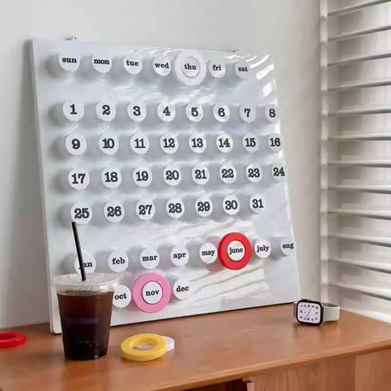 Stylish 3D Vintage Perpetual Desk Calendar Children’s Interactive Routine Calendar for Home and Classroom