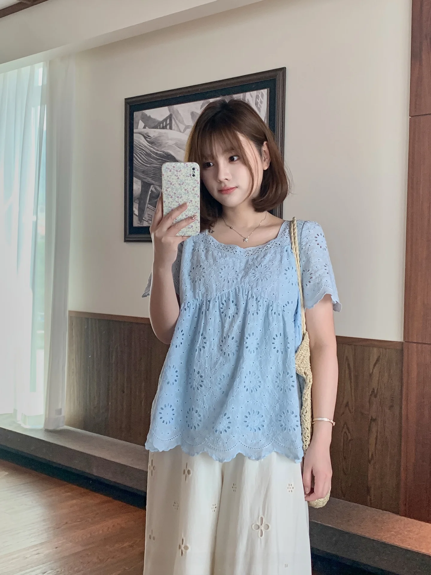 

Женская летняя блузка Maixi большого размера с вышивкой и кружевом, свободного кроя, с коротким рукавом, в французском стиле, из хлопка, повседневная одежда