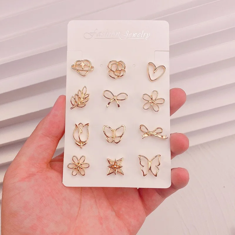 5PC prevent peeping Button Brooches For Women Mini Cute Flower Butterfly Breast Collar Accessories Jewelry Wholesale