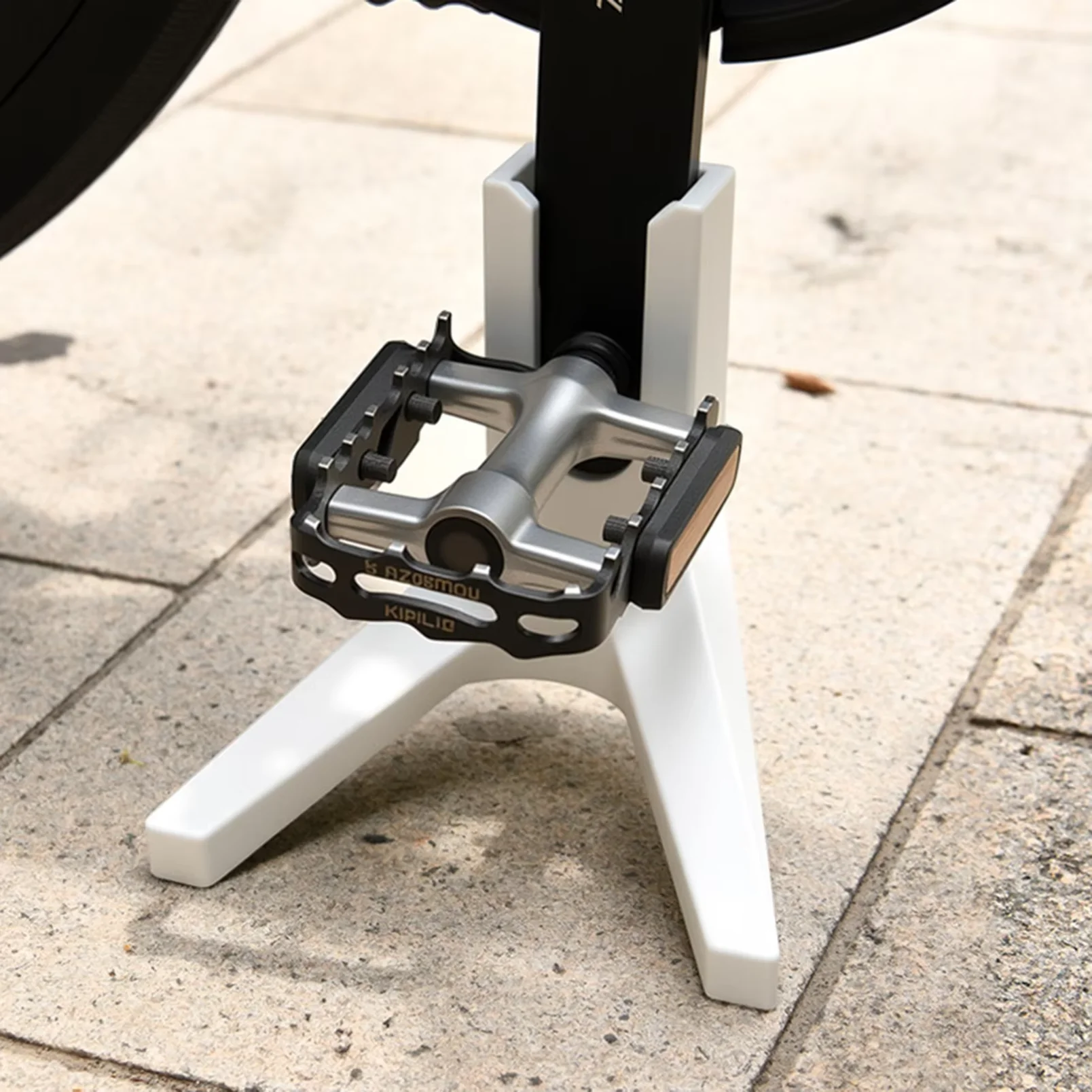 MTB Bicycle Kickstand Mountain Road 26inch Bike pedal Support Stand Rear Kick Stand Support Holder