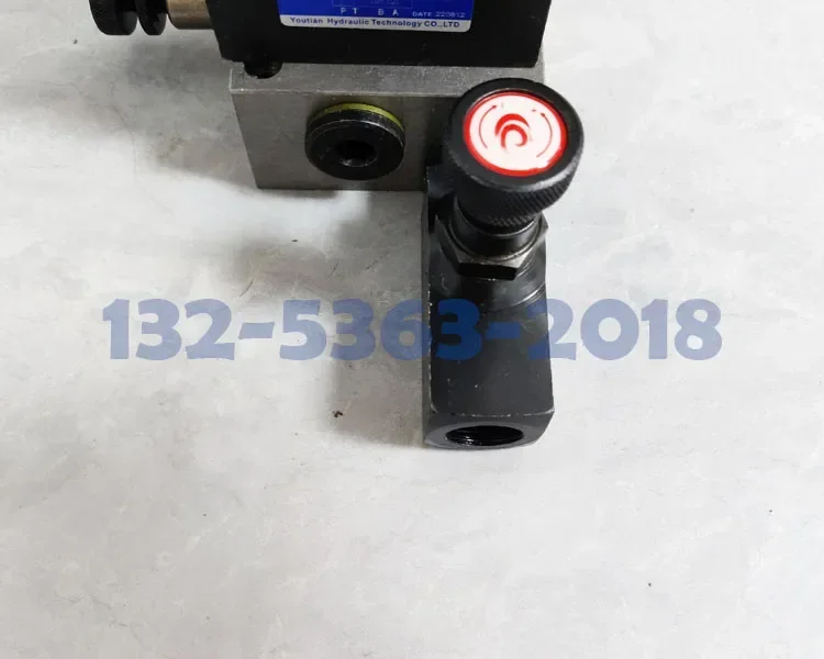 Cutting table electric control lifting modification hydraulic valve distributor with pressure maintaining slow lowering handle