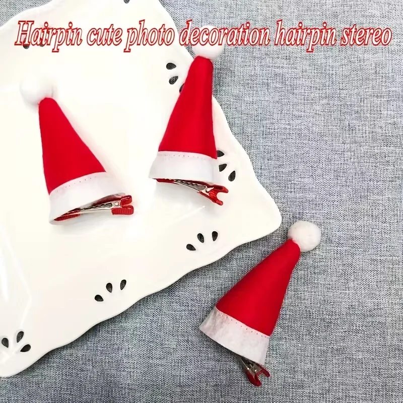 6 دبابيس شعر صغيرة على شكل قبعة سانتا كلوز لموسم العطلة، دبابيس شعر بحافة قطيفة ثلاثية الأبعاد، إكسسوارات شعر عيد الميلاد الخالية من الريش