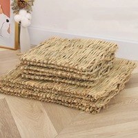 Hand Woven Rabbit Rest Grass Mat Hamster Guinea Pig Sleeping Straw Bed Dutch Pig Breathable Natural Braided Grass Mats Pet Nest