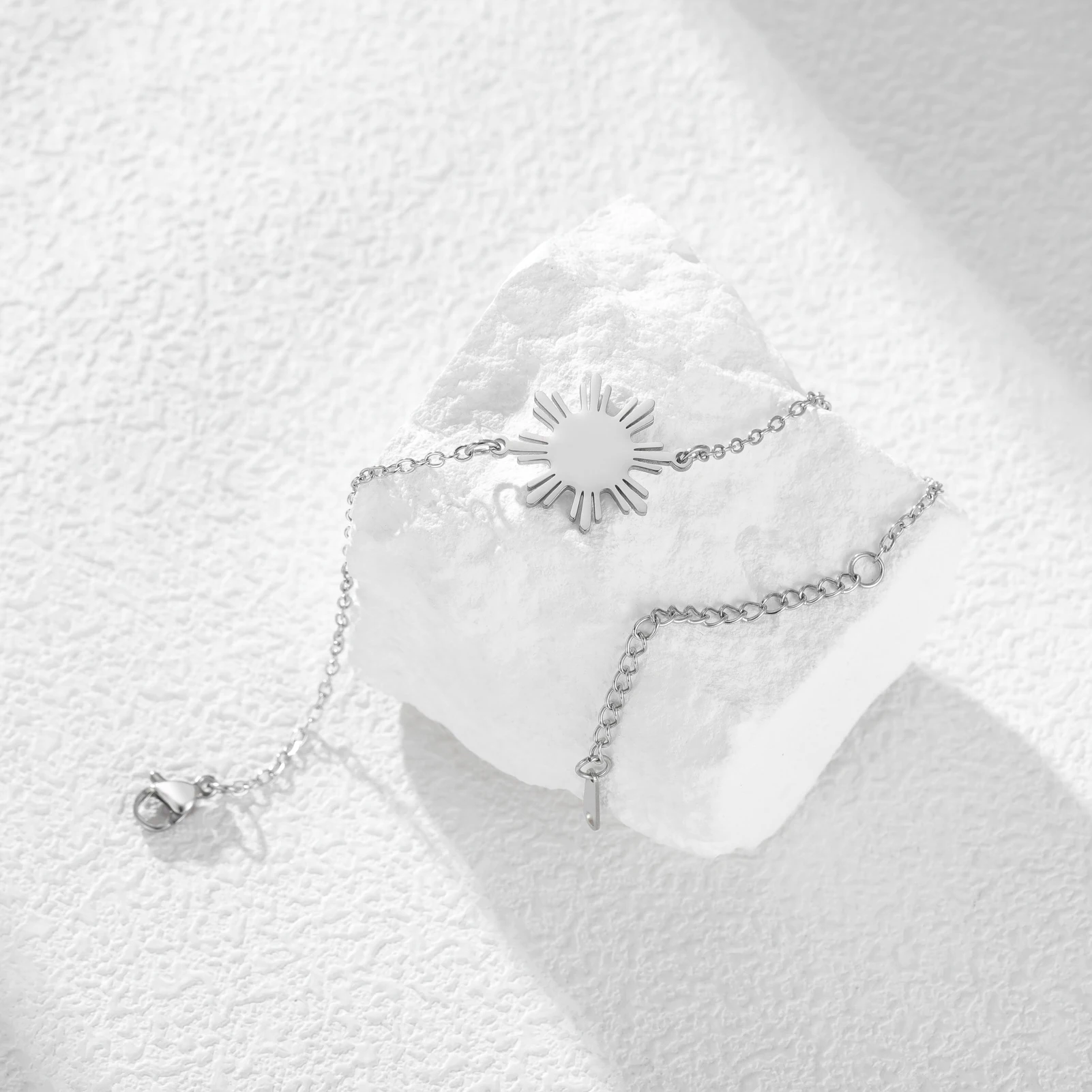 CoolTime Philippine Sun Anhänger mit Doppelketten Damenarmband Exquisiter goldfarbener Sonnenstrahl-Charm Schmuck Geschenk – Detail 7