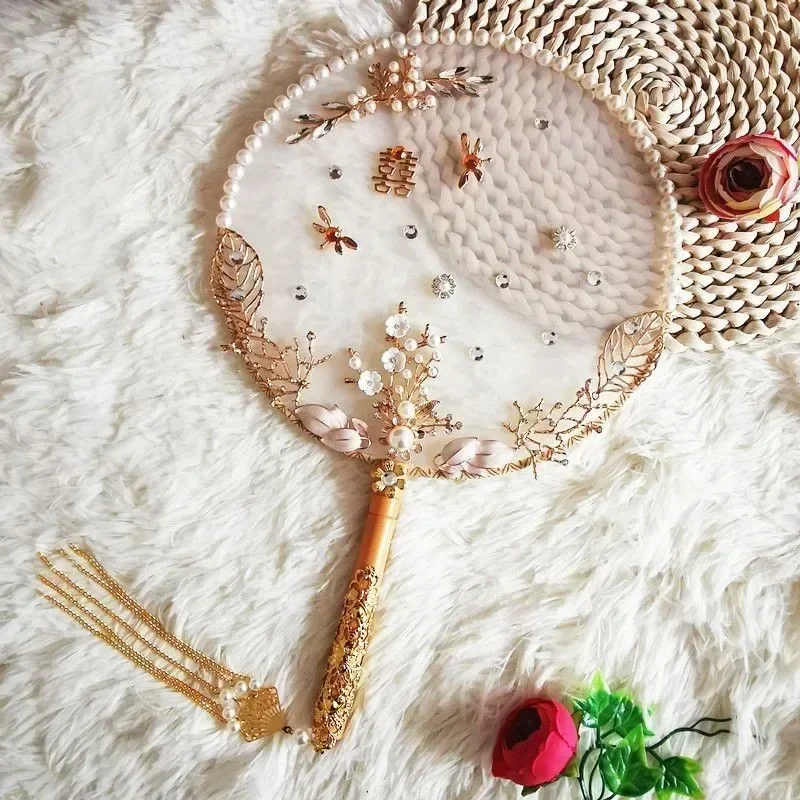 Wedding Decorative Fan Handmade Chinese Vintage Court Fans Bride Handheld Fan Wedding Decoration Supplies Photography Ornaments - Detail 1