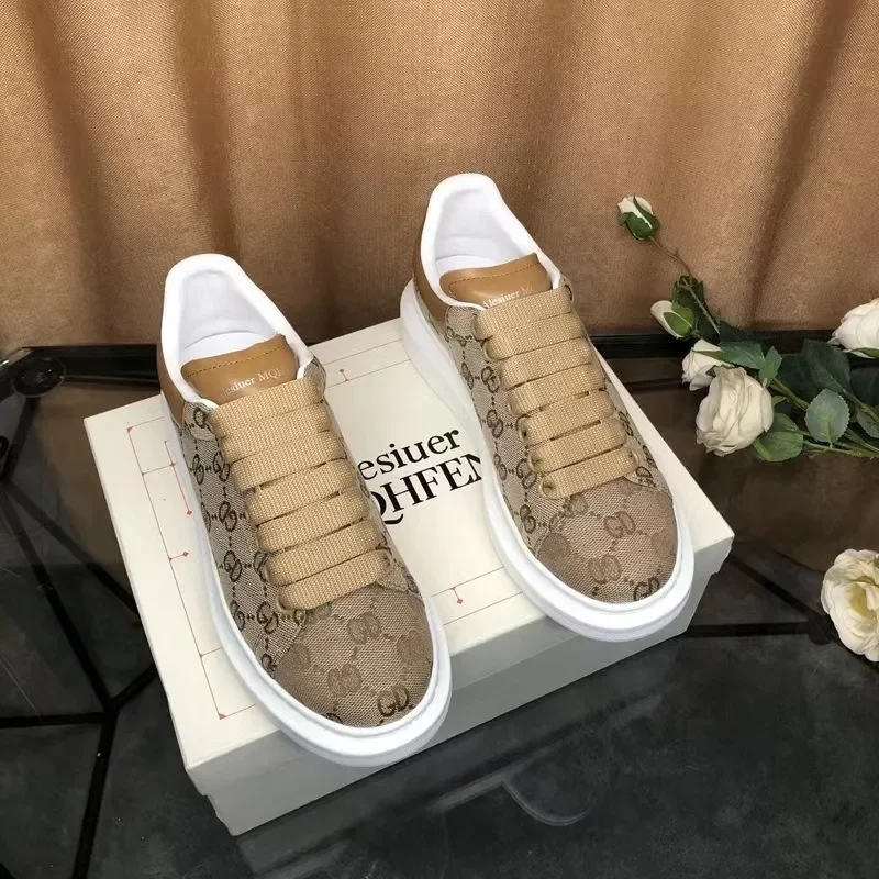 2025 männer Frauen Casual Schuhe Paar Alle-spiel Chunky Lace-up Turnschuhe Mode Erhöhten Muffin Schuhe mann Bord Schuh Mujer Hombre