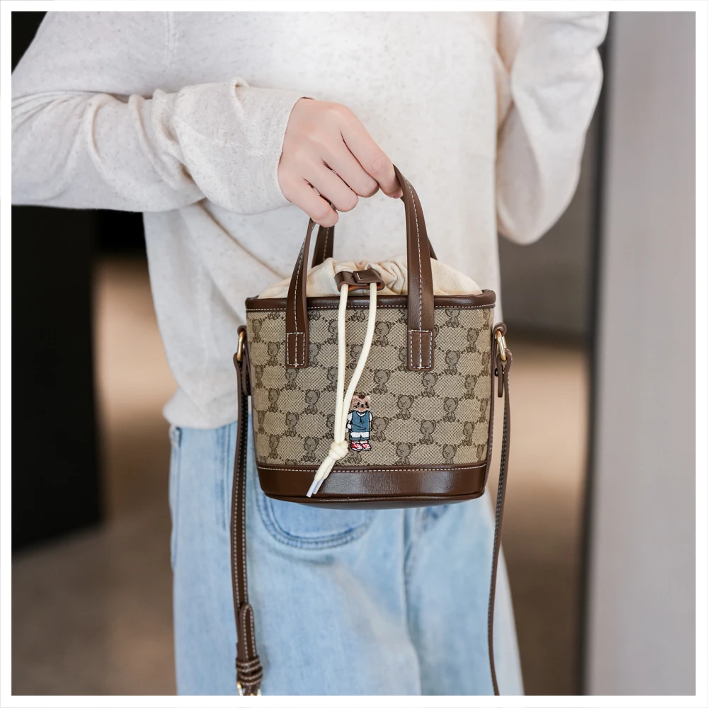 

Beibao New Handheld Small Bag Fashionable and Lightweight Cross Shoulder Single Shoulder Bucket Bag Women's Large Capacity Bag