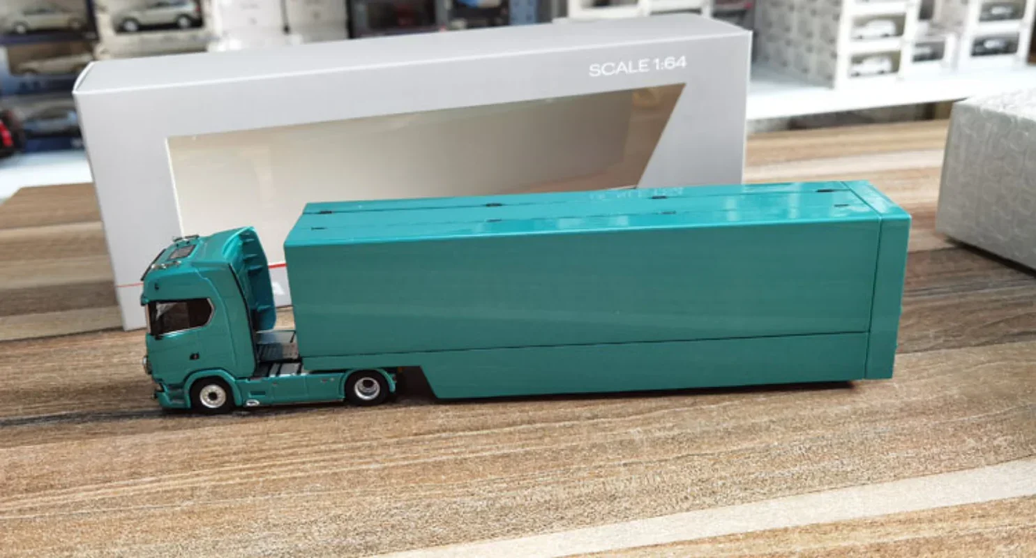 

Литая металлическая модель автомобиля KengFai 1/64 для Scania S730 V8, подарок, хобби, демонстрация, коллекция украшений