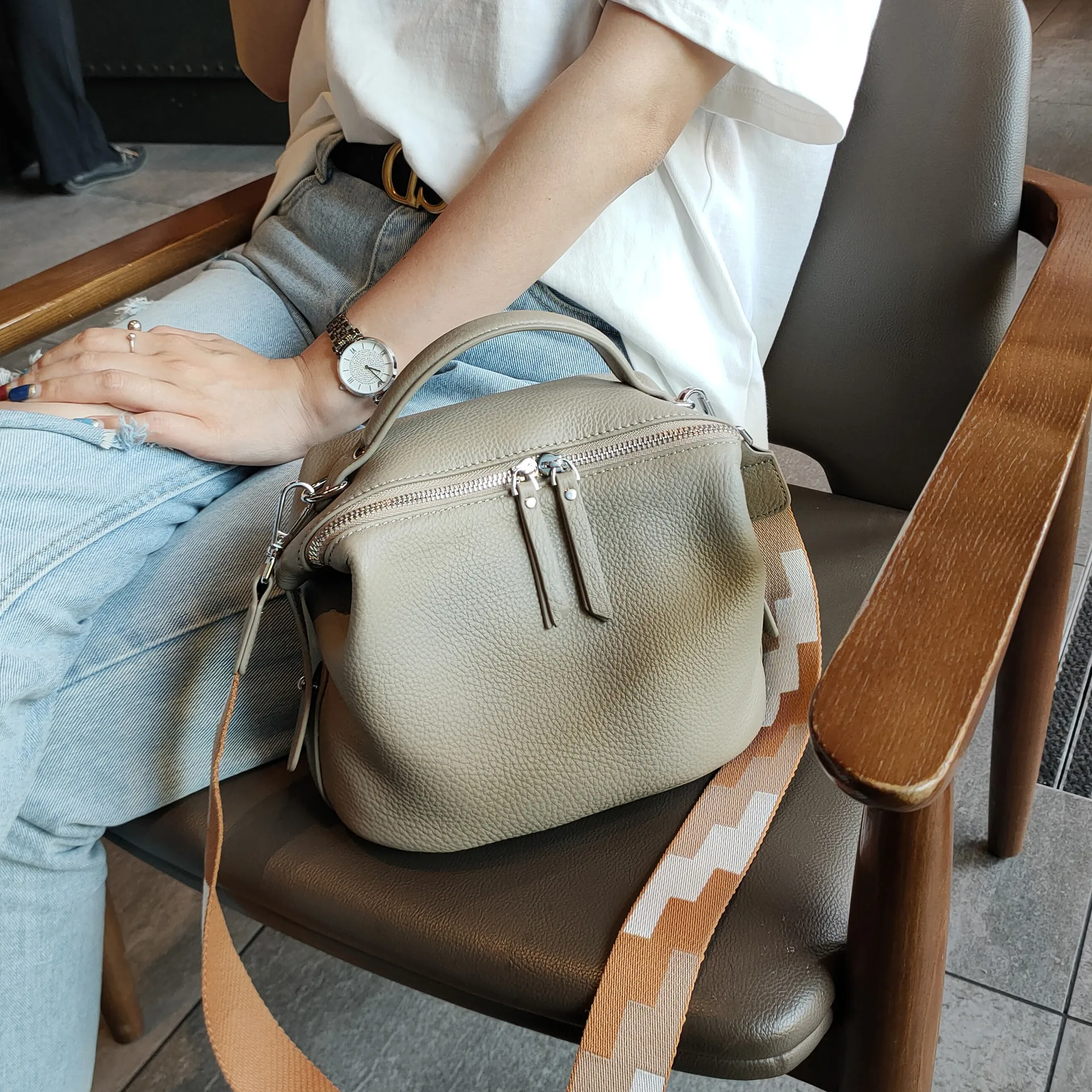 

YIFANGZHE Crossbody Purse for Women, Shoulder Bag Soft Premium Leather Waterproof Fashion Handbag Small