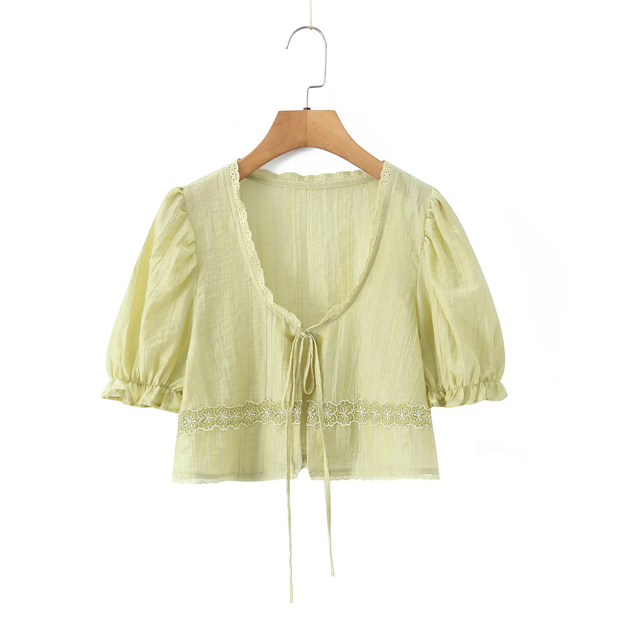 

Прозрачная кружевная блузка во французском стиле с квадратным вырезом, с рюшами, на завязках, уникальная однотонная блузка для женщин, повседневная, F4C5