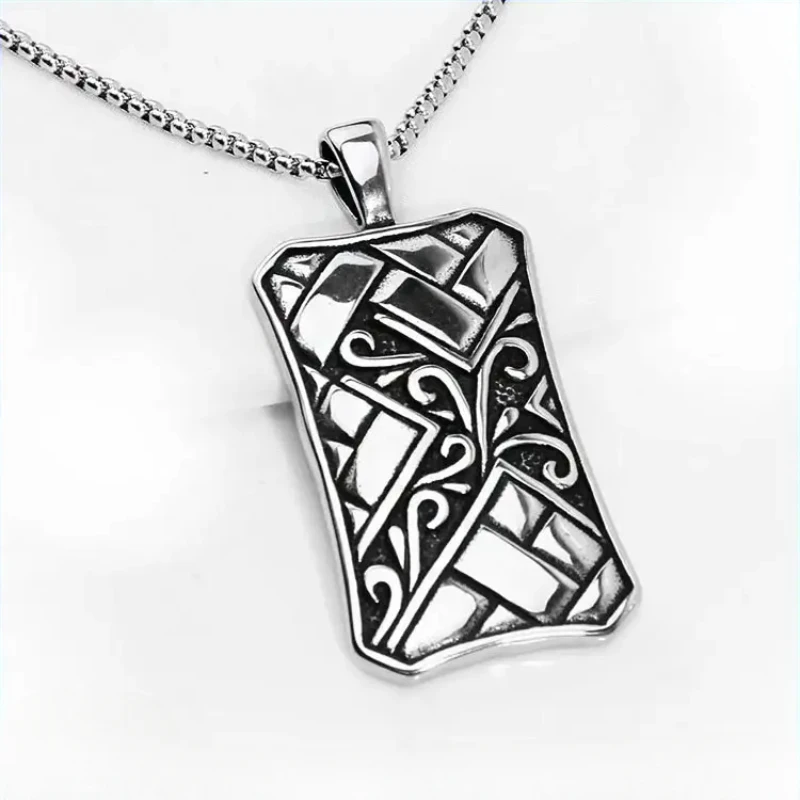 

CHUANGCHENG Drip Oil Stainless Steel Pendant Willow Leaf Square Fashion Boutique Men's Necklace Chains