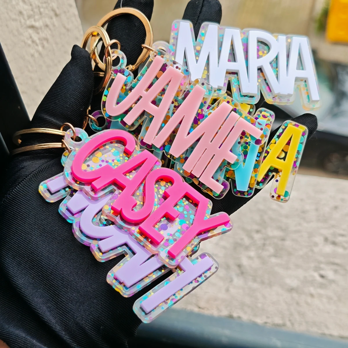Custom Name Glitter Acrylic Keychain Personalized Keyring Custom Cartoon Pattern Gifts for Bday Valentine Xmas Party Souvenir