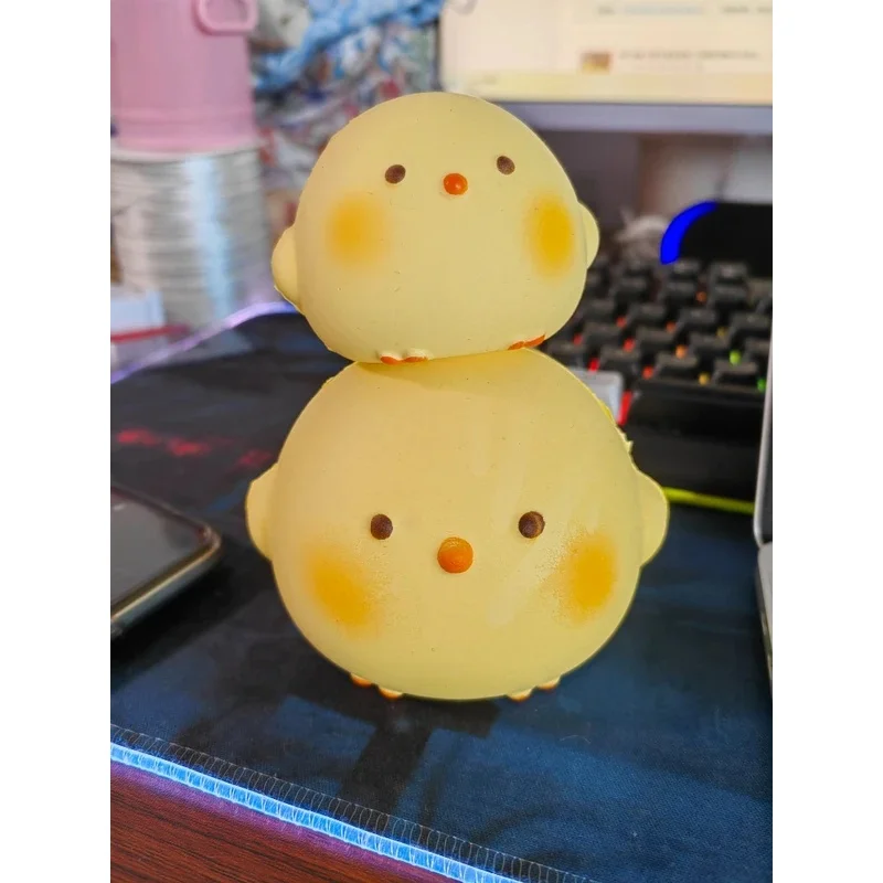 Cake aroma cute giant chicken, slow rise, rebound, soft and pressure resistant toy, cake recipe 1:1 made. for everyone