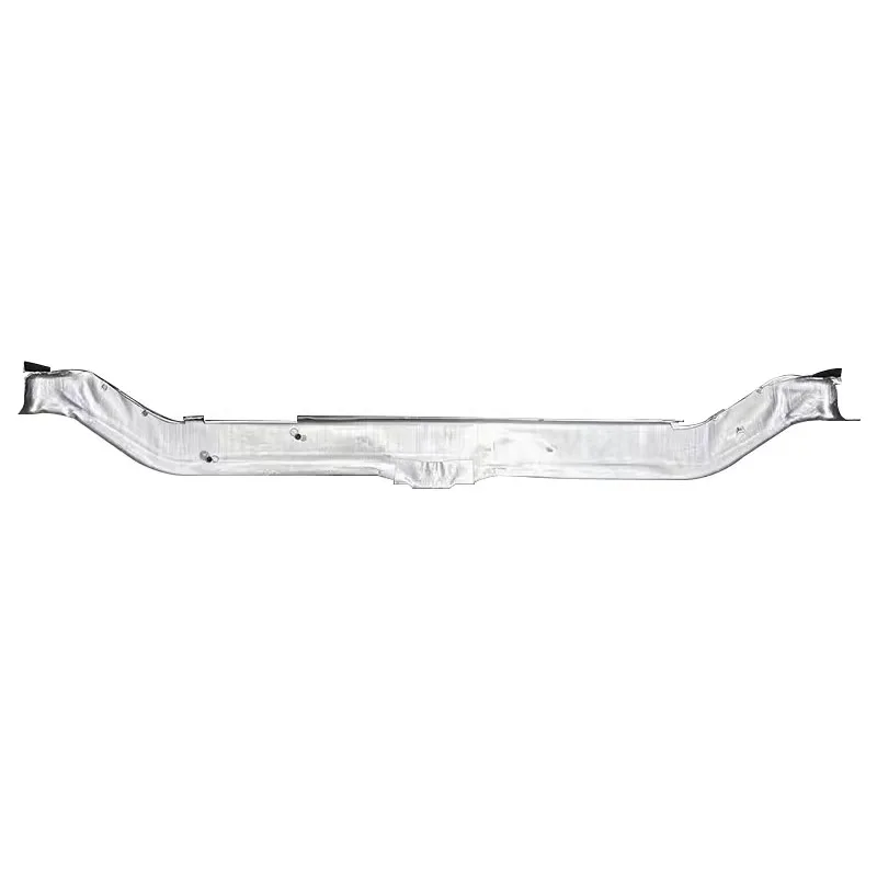 China Metal New Subframe Gantry Frame Water Tank Lower Crossbeam Automobile Part for Suzuki Lingyang