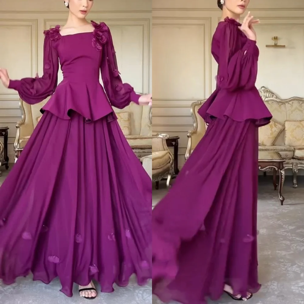 Abiti lunghi a trapezio con scollo quadrato in jersey personalizzato con pieghe e applicazioni su misura, occasione su misura, abito da ballo, elegante ospite di nozze