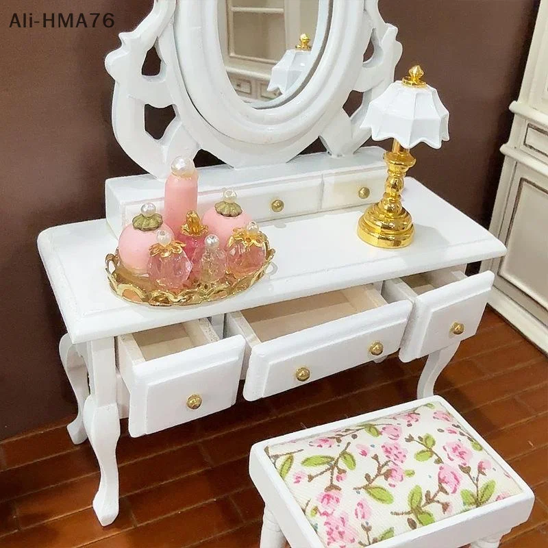 1 Set 1:12 Dollhouse Miniature Furniture Dressing Chair and Table With Mirror Toy Dollhouse Bedroom Decoration Accessories