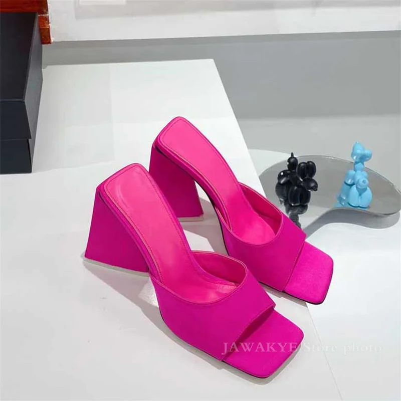 Runway Brand Triangular Heels Satin Slippers For Women Peep Toe Ladies Mules Dress Shoes Summer Women Party Modern Pumps mujer