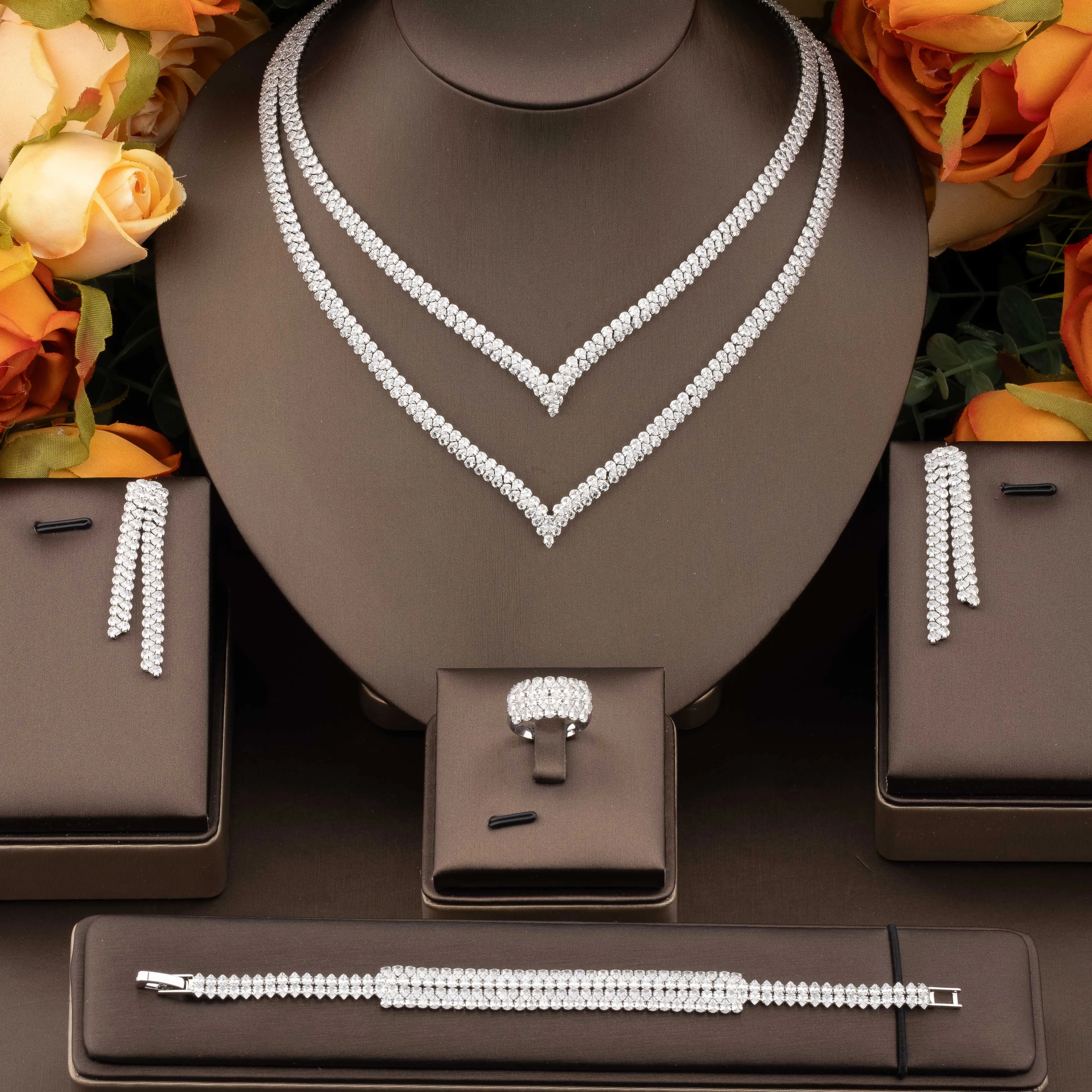 

1 Set of High-Quality, Luxurious and Elegant Jewelry Set with Sparkling Cubic Zirconia and a Double-Layered Design, Suitable for