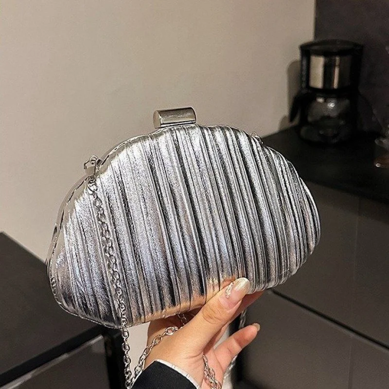 Tas Tangan Wanita Elegan Terbuat Dari Kulit Premium Dengan Gaya Harian yang Terinspirasi Paris dan Trendi ​