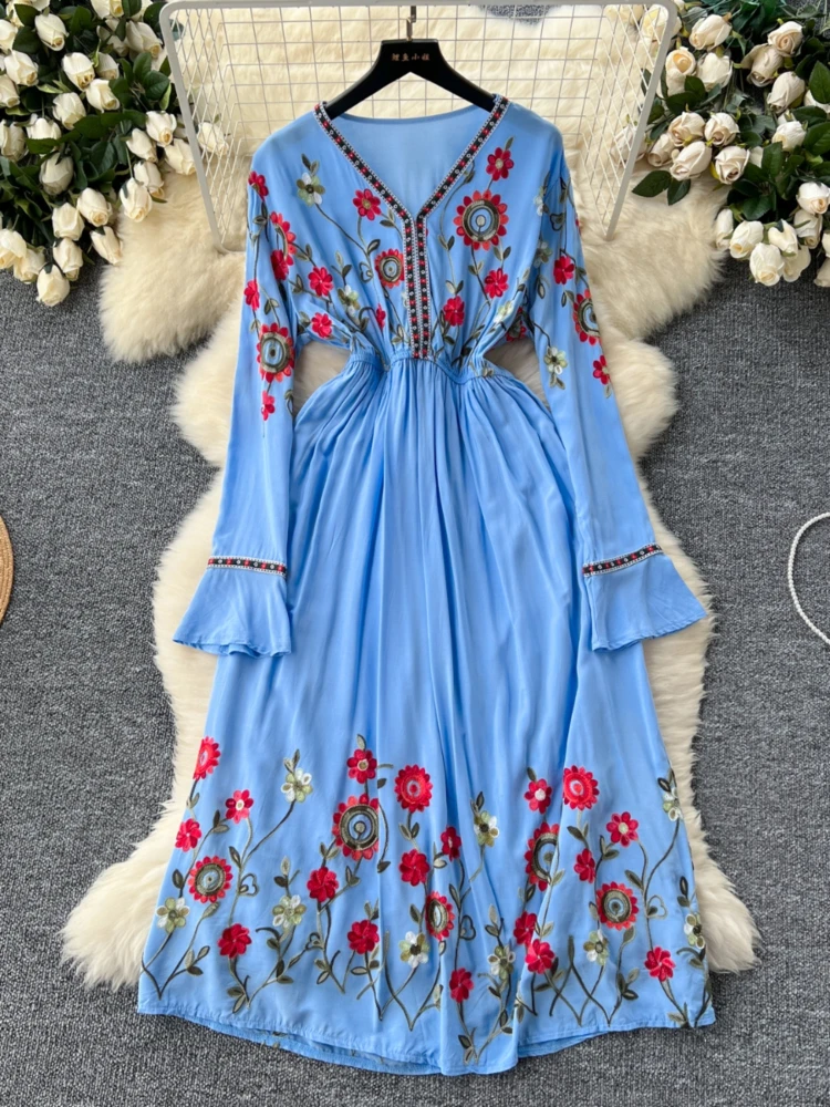 Retro Boho Dress Women Flower Embroidered Sexy V-neck Flare Long Sleeved Beach Dresses Ladies Slim A-line Long Robe Vestidos