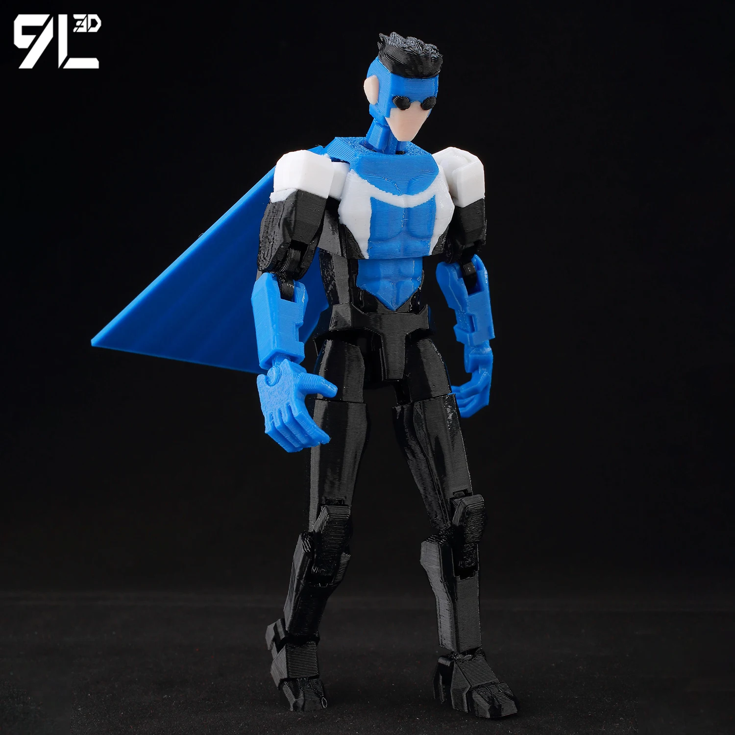 9L3D Lucky Titan13 Invincible édition limitée décor de vacances Superman précision conception articulée dynamique mobile Figure garçon cadeau