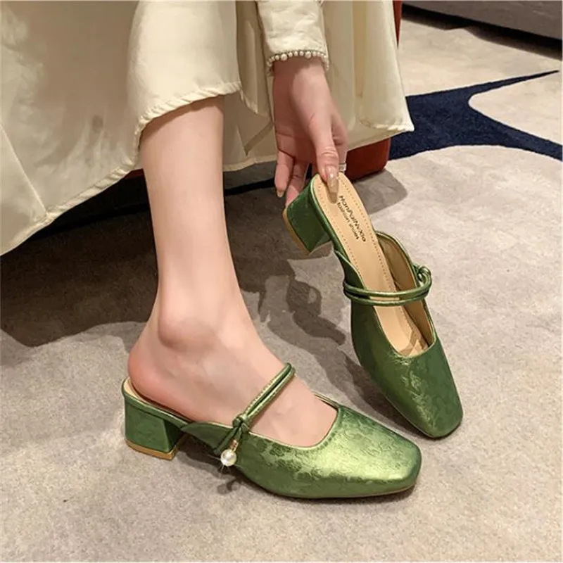 

2025 Summer Elegant Sandals Women New Rhinestones Fashion Dress Half Slippers Baotou Women's Temperament Chinese Style Slippers