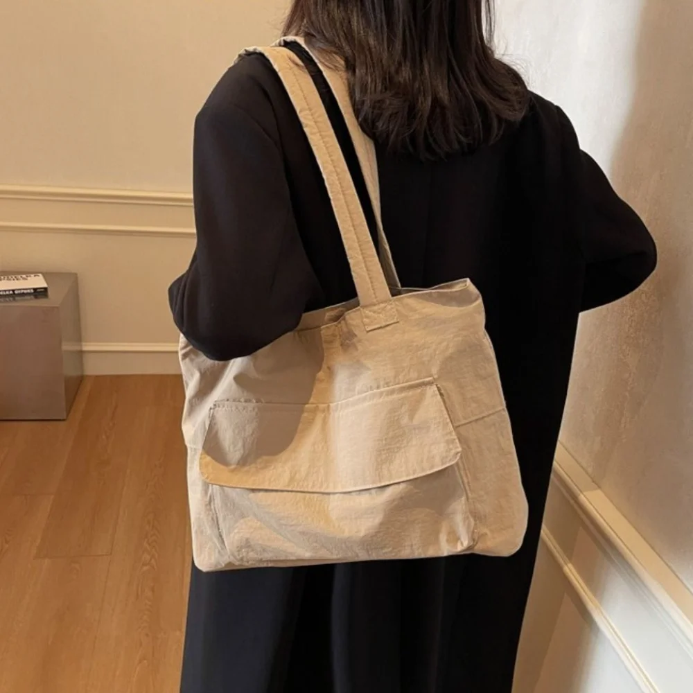 

Minimalist Simple Versatile Shoulder Bag Casual Leightweight Solid Color Totes Bag High Capacity Zipper Underarm Bag Female