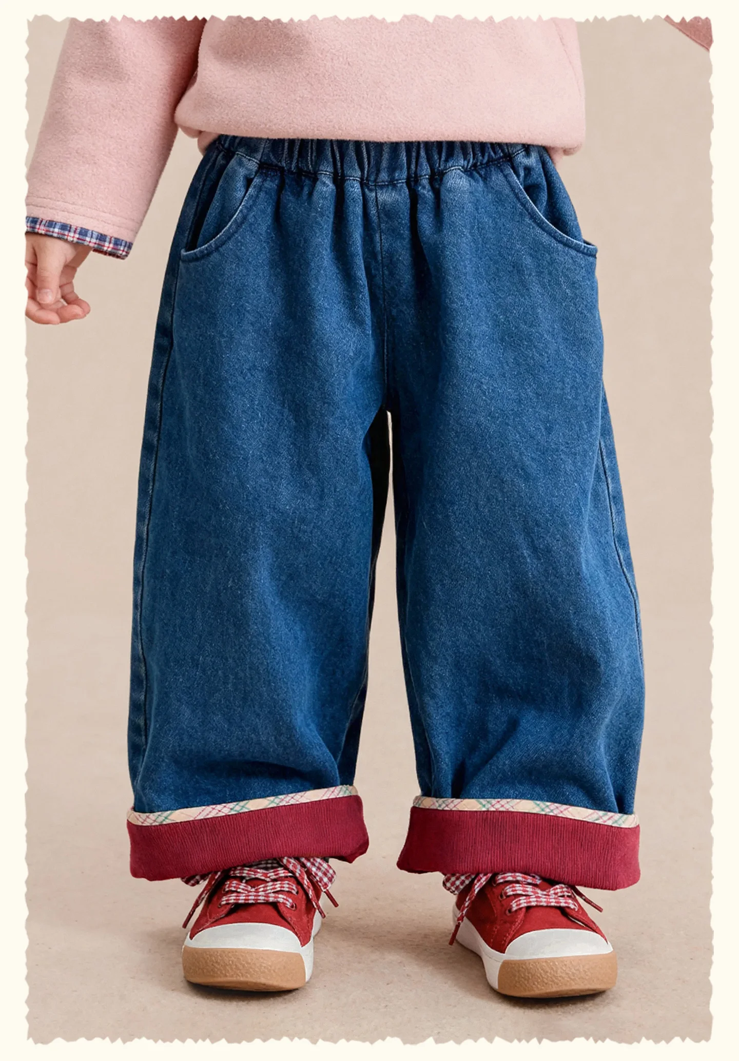 Amila 2026 Herbst Neue Kinder-Jeanshose mit Umschlagbündchen, Vintage-Waschung, gerolltem Saum, weitem Bein, weich, vielseitig für den Alltag – Detail 10