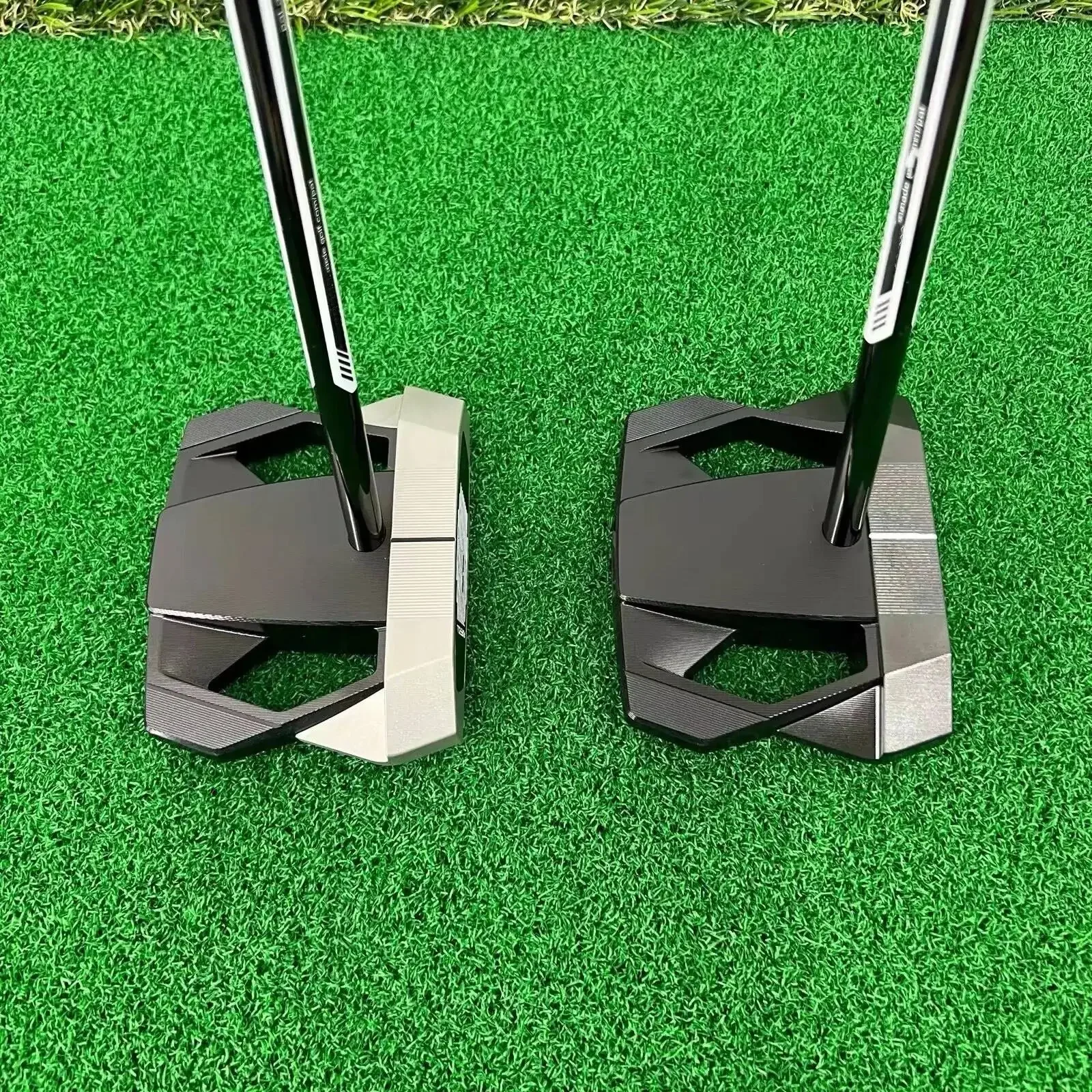 professional Series Torque Technology For Men's Right Hand With Head Cover Golf Club Putter