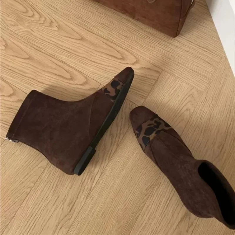 

Soft Soled Square Toe Short Boots for Women, 2025 Spring and Autumn Women's Boots, Niche Design, Slim Boot Trend