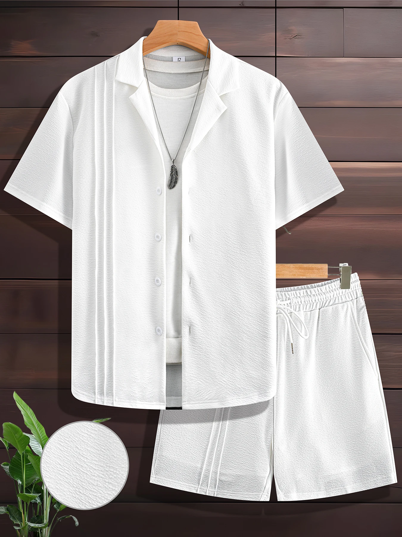 Men's White Textured Cuban Collar Short-Sleeved Shirt and Drawstring Shorts Two-Piece Set, Solid Color Casual Outfit, Lightweight and Breathable Summer Vacation Outfit - view 2